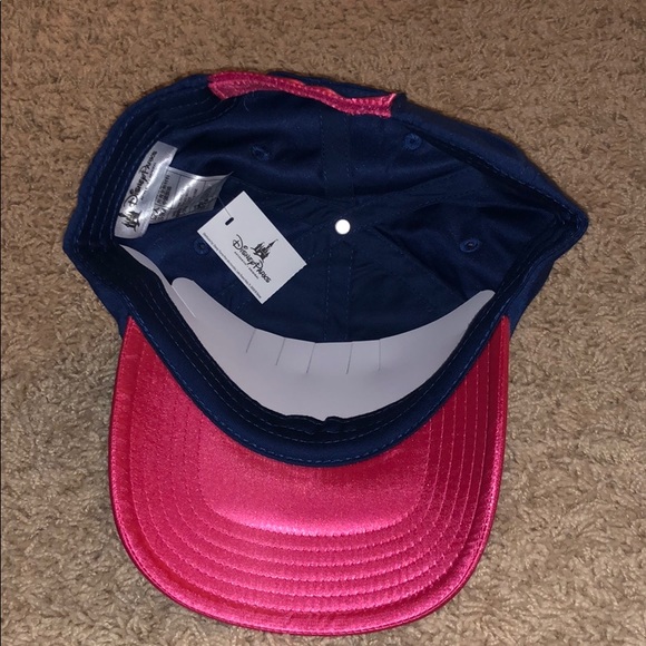 NWT Disney park Exclusive Mickey and Minnie Cap - Picture 2 of 3